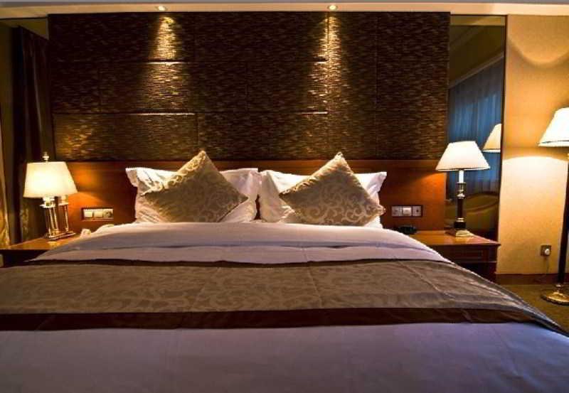 Luxemon Hotel Pudong Shanghaj Zewnętrze zdjęcie